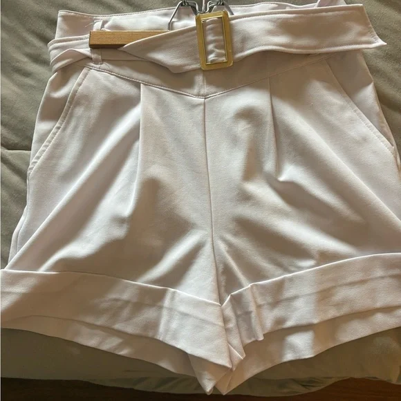 **WHITE** Double-Breasted Women's Blazer and Shorts Set - Super Cute and Comfy! - Picture 5 of 7